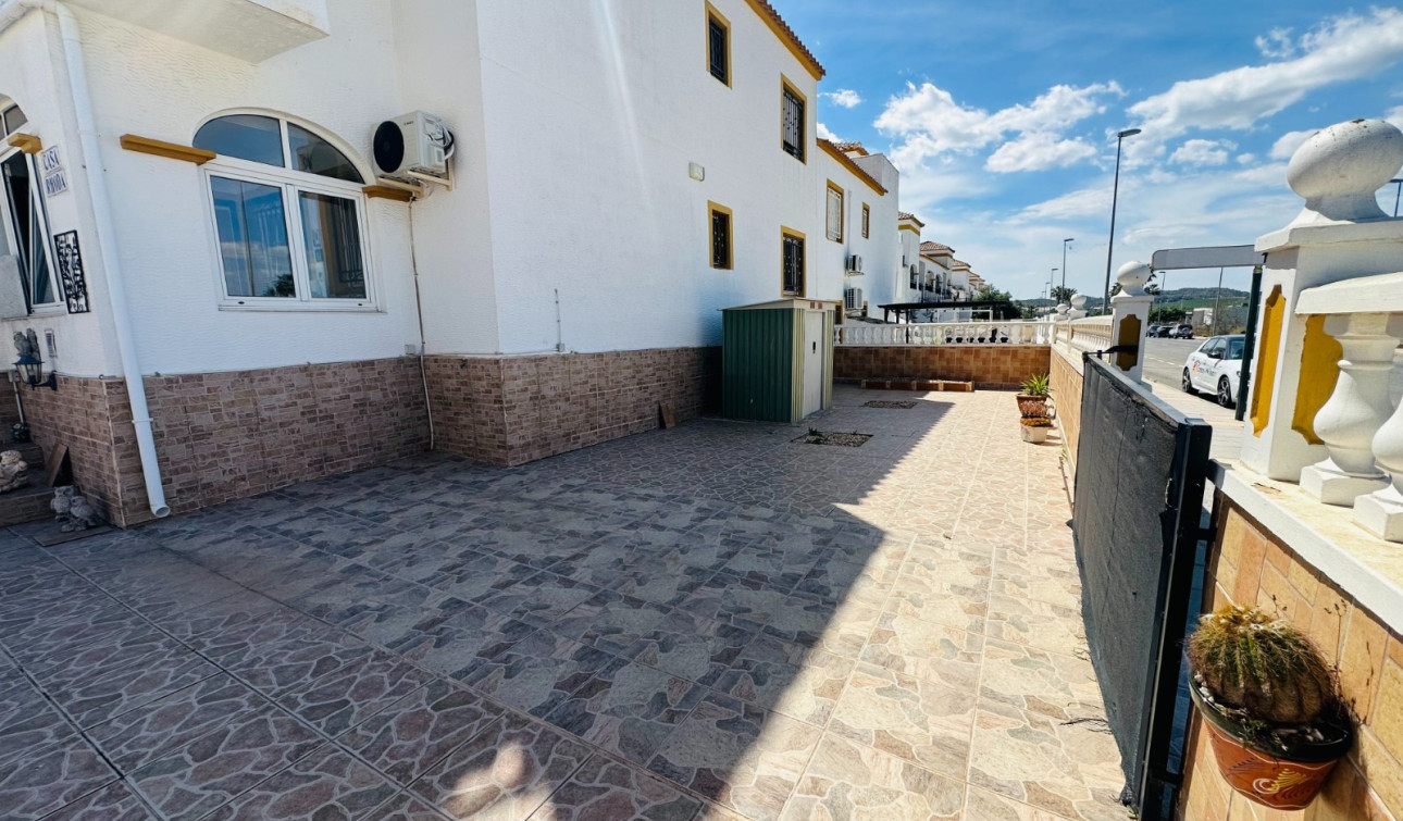 Resale - Apartment / Flat - Orihuela - Entre Naranjos