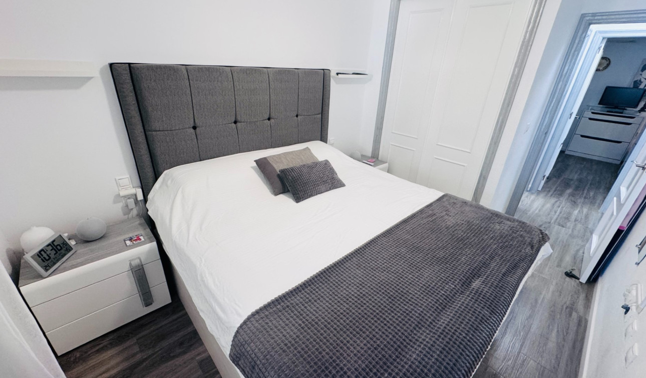 Resale - Apartment / Flat - Orihuela - Entre Naranjos