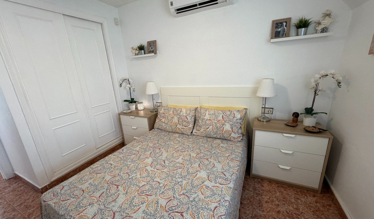 Resale - Apartment / Flat - Orihuela - Entre Naranjos
