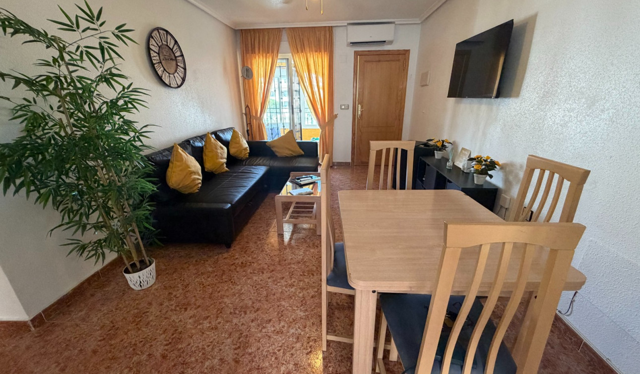Resale - Apartment / Flat - Orihuela - Entre Naranjos