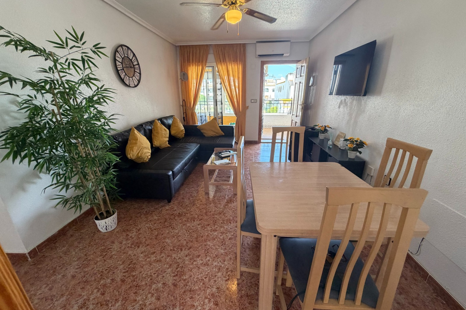 Resale - Apartment / Flat - Orihuela - Entre Naranjos