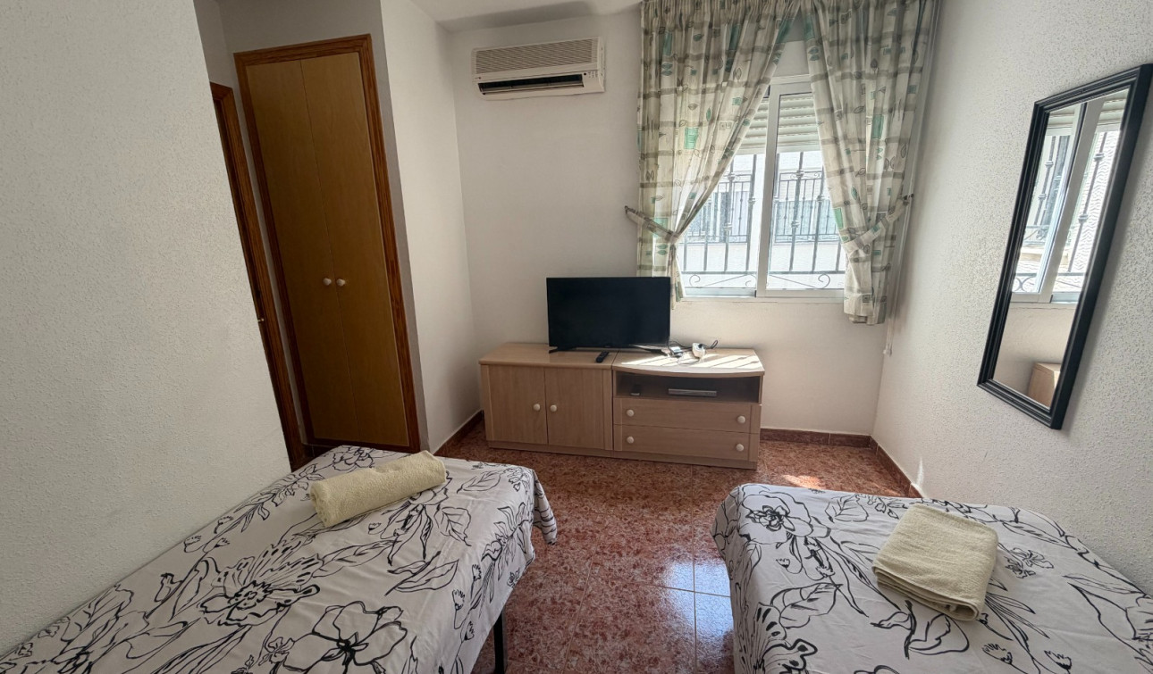 Resale - Apartment / Flat - Orihuela - Entre Naranjos