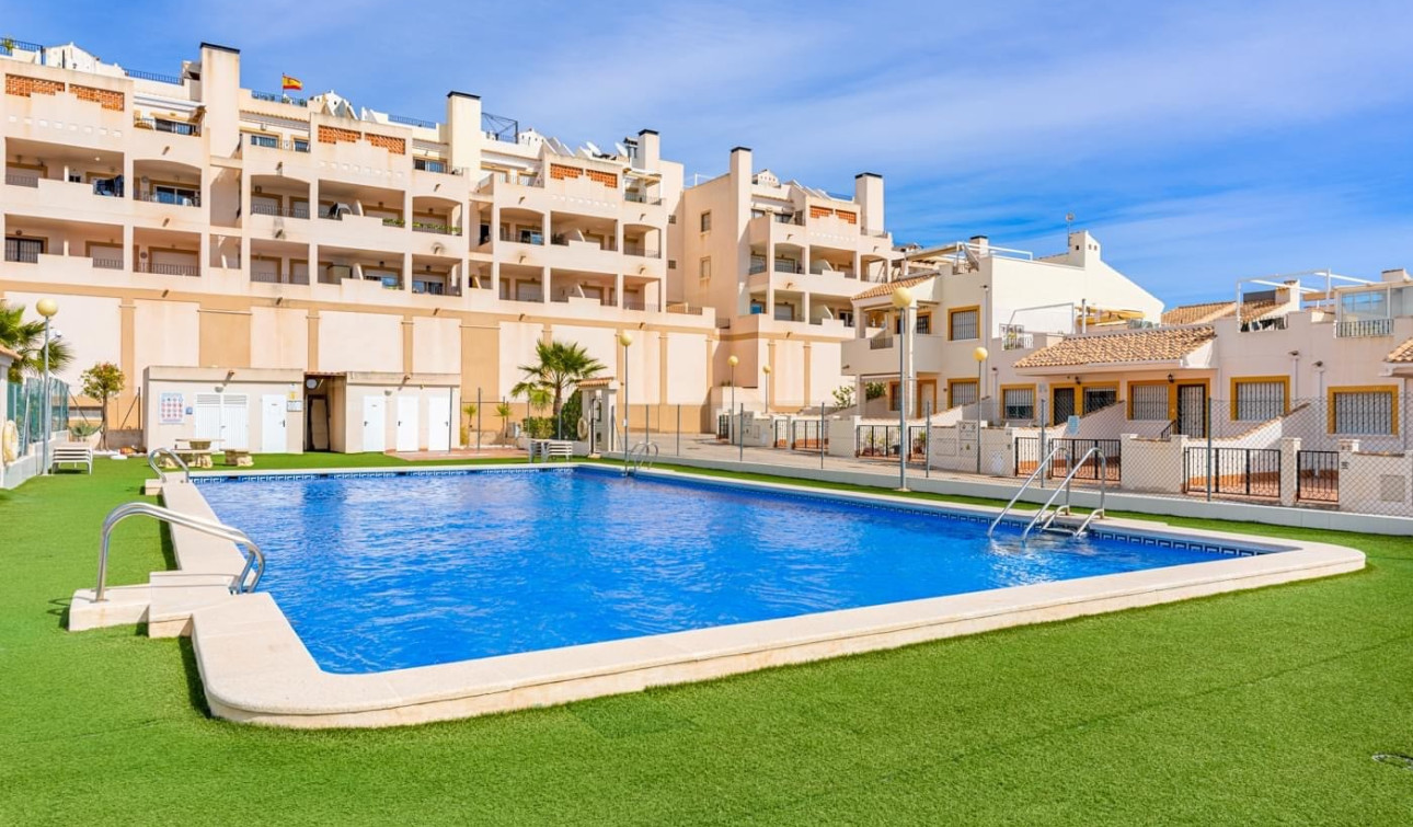 Resale - Apartment / Flat - Orihuela - Entre Naranjos