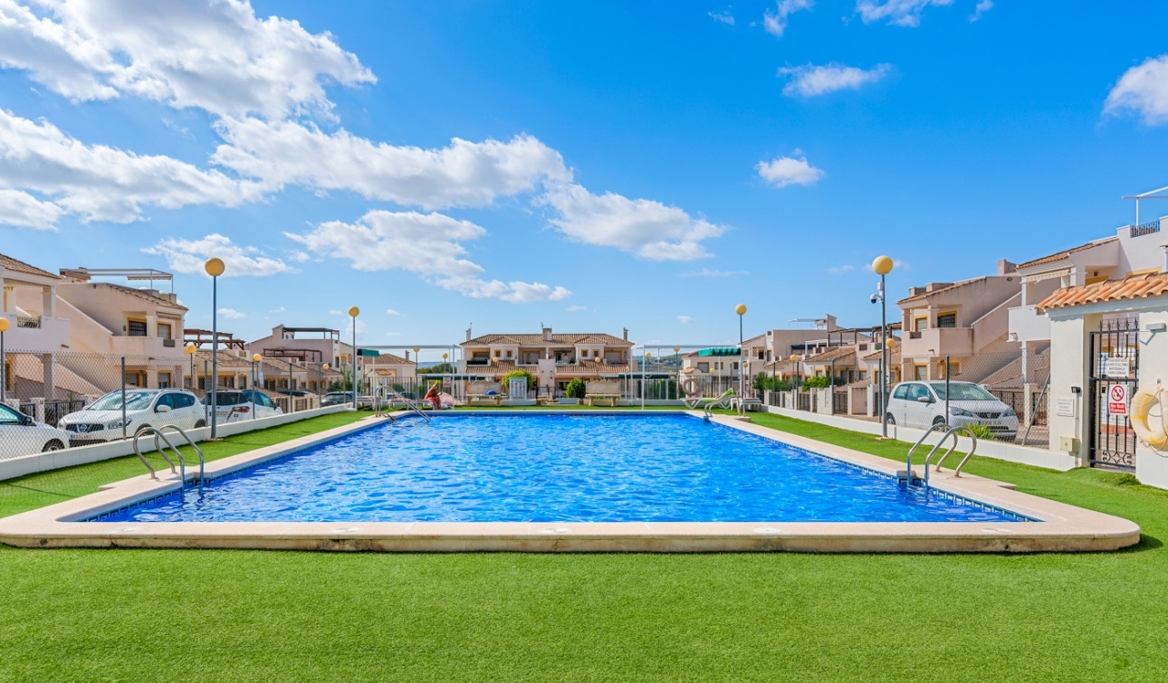 Resale - Apartment / Flat - Orihuela - Entre Naranjos