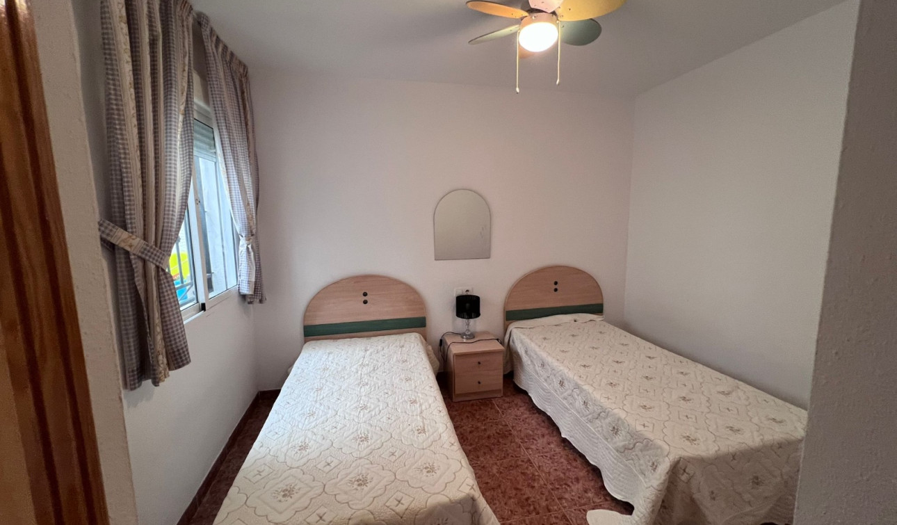 Resale - Apartment / Flat - Orihuela - Entre Naranjos