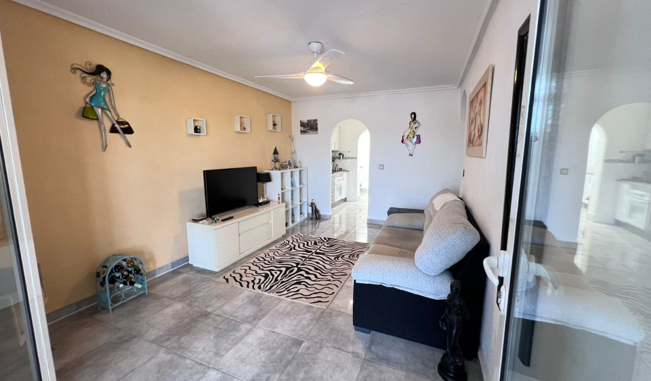 Resale - Apartment / Flat - Orihuela - Entre Naranjos