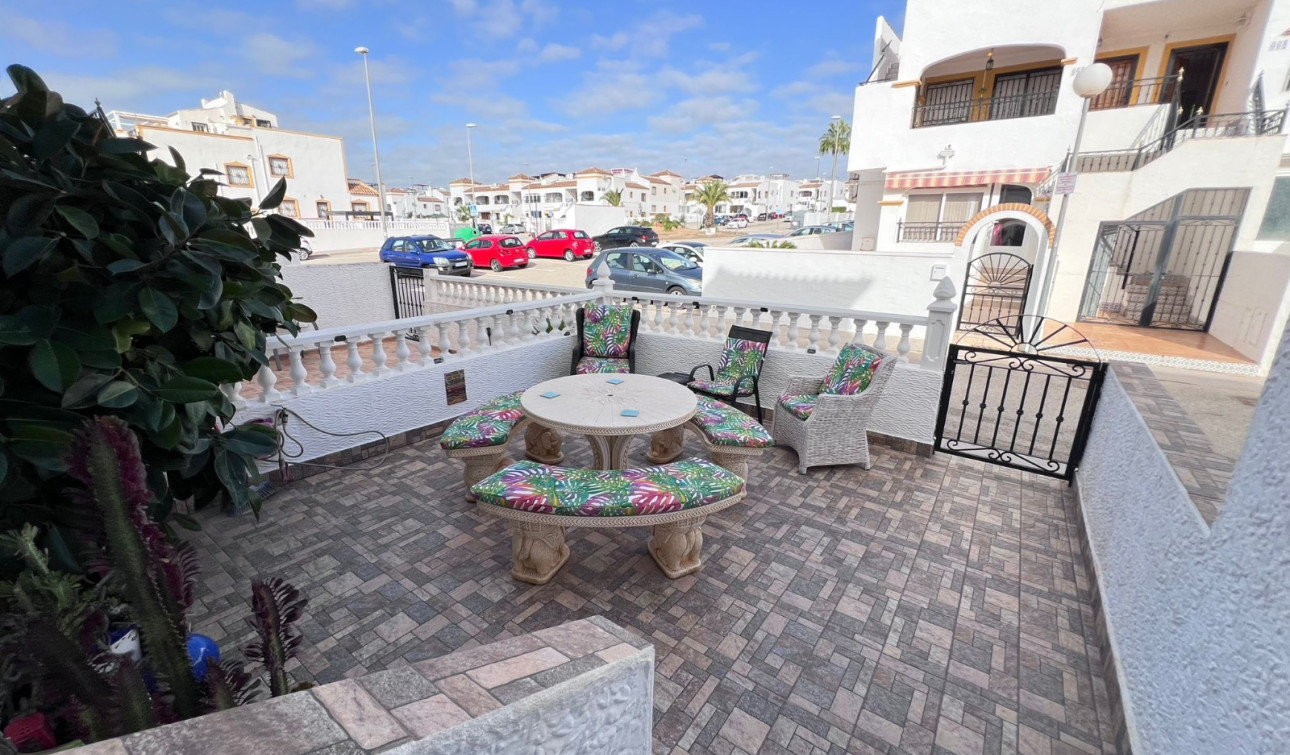 Resale - Apartment / Flat - Orihuela - Entre Naranjos