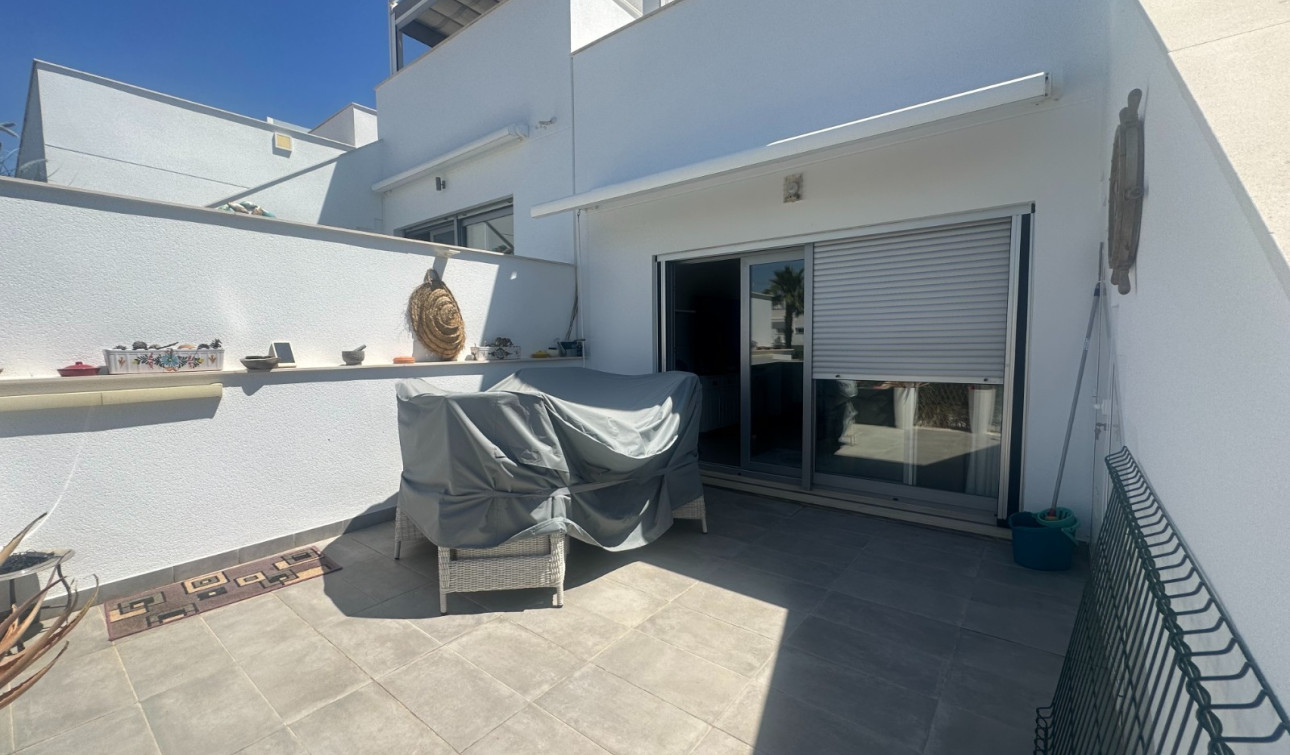 Resale - Apartment / Flat - Orihuela - Entre Naranjos