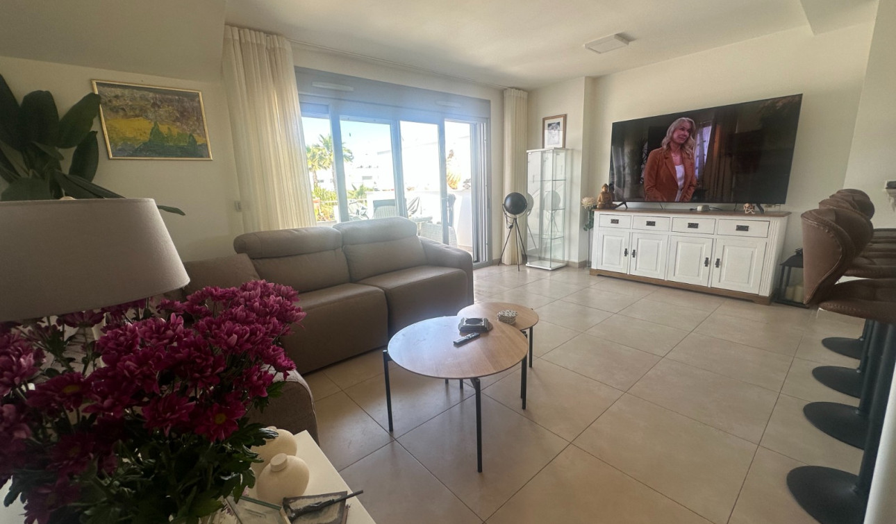 Resale - Apartment / Flat - Orihuela - Entre Naranjos