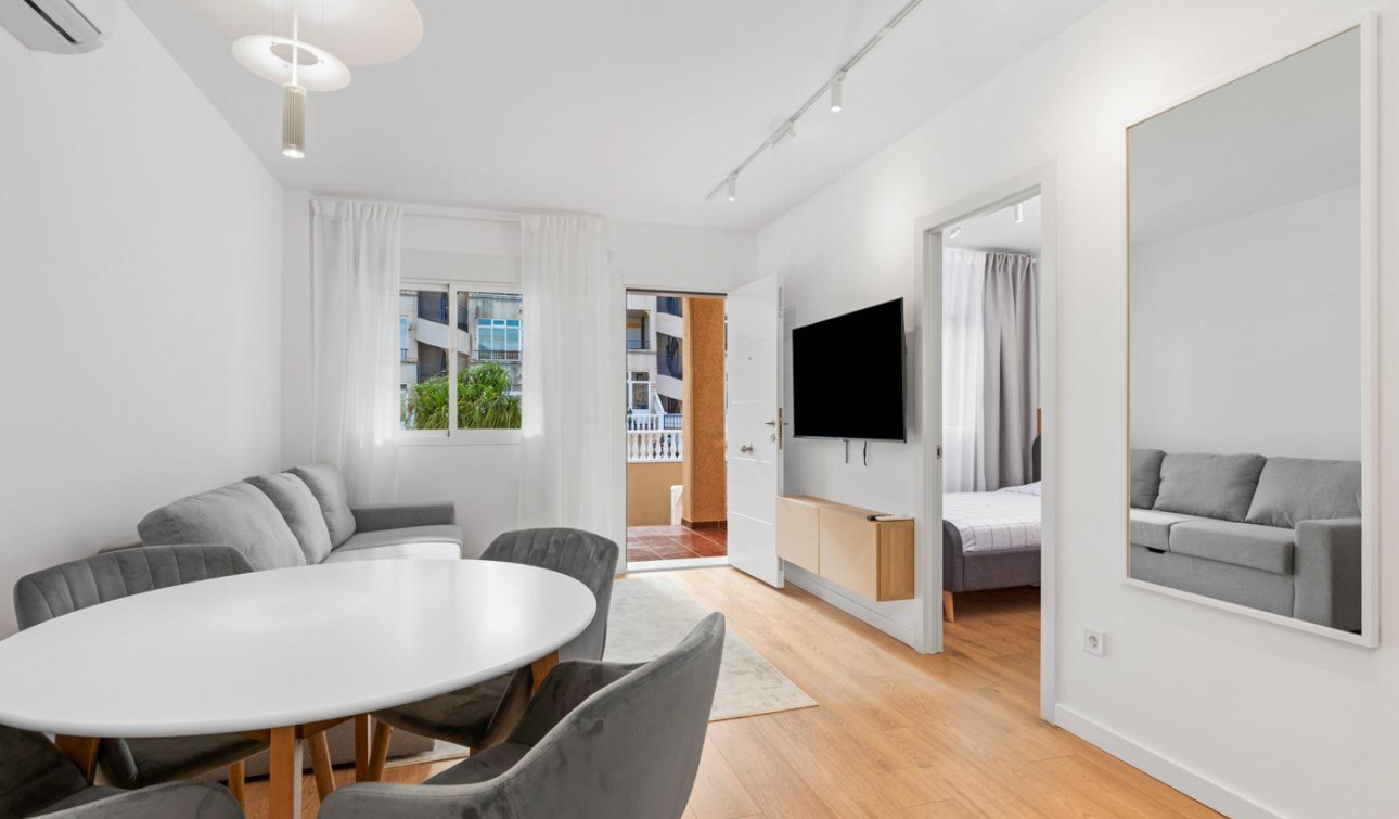 Resale - Apartment / Flat - Orihuela - Los Balcones Y los Altos