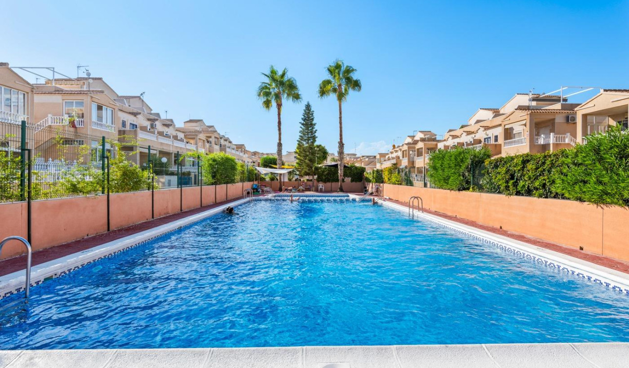 Resale - Apartment / Flat - Orihuela - Los Balcones Y los Altos