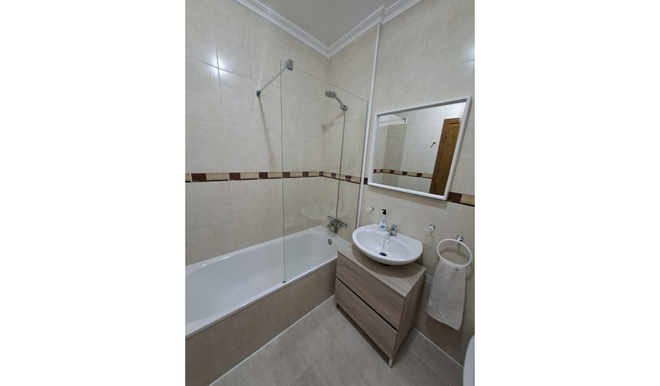 Resale - Apartment / Flat - Orihuela - Los Balcones