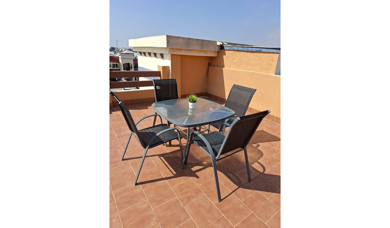 Resale - Apartment / Flat - Orihuela - Los Balcones