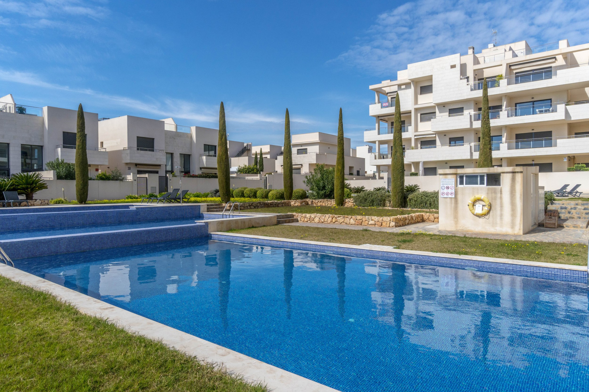 Resale - Apartment / Flat - Orihuela - Orihuela Costa