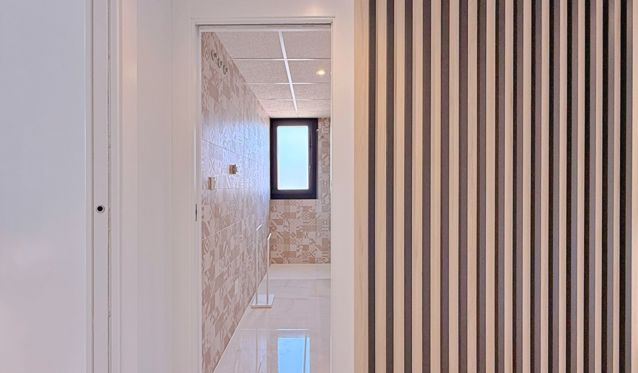 Resale - Apartment / Flat - Orihuela - Orihuela Costa