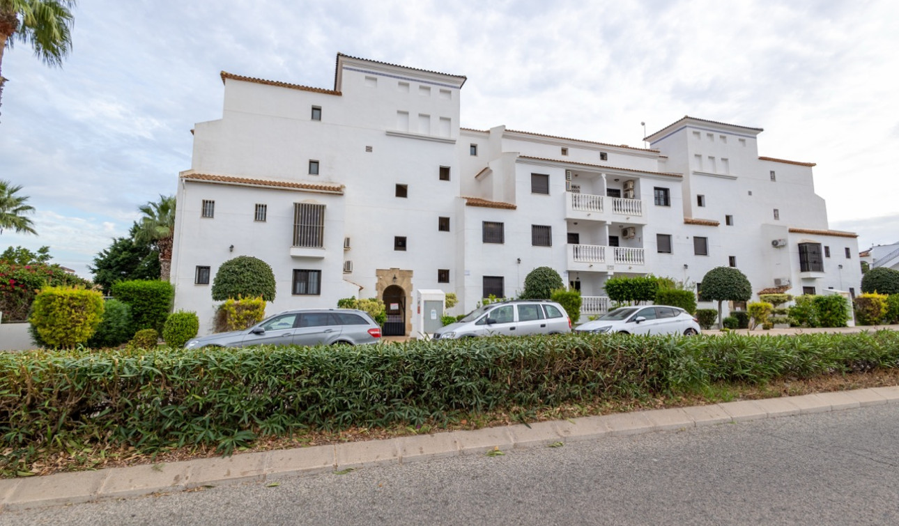 Resale - Apartment / Flat - Orihuela - Orihuela Costa