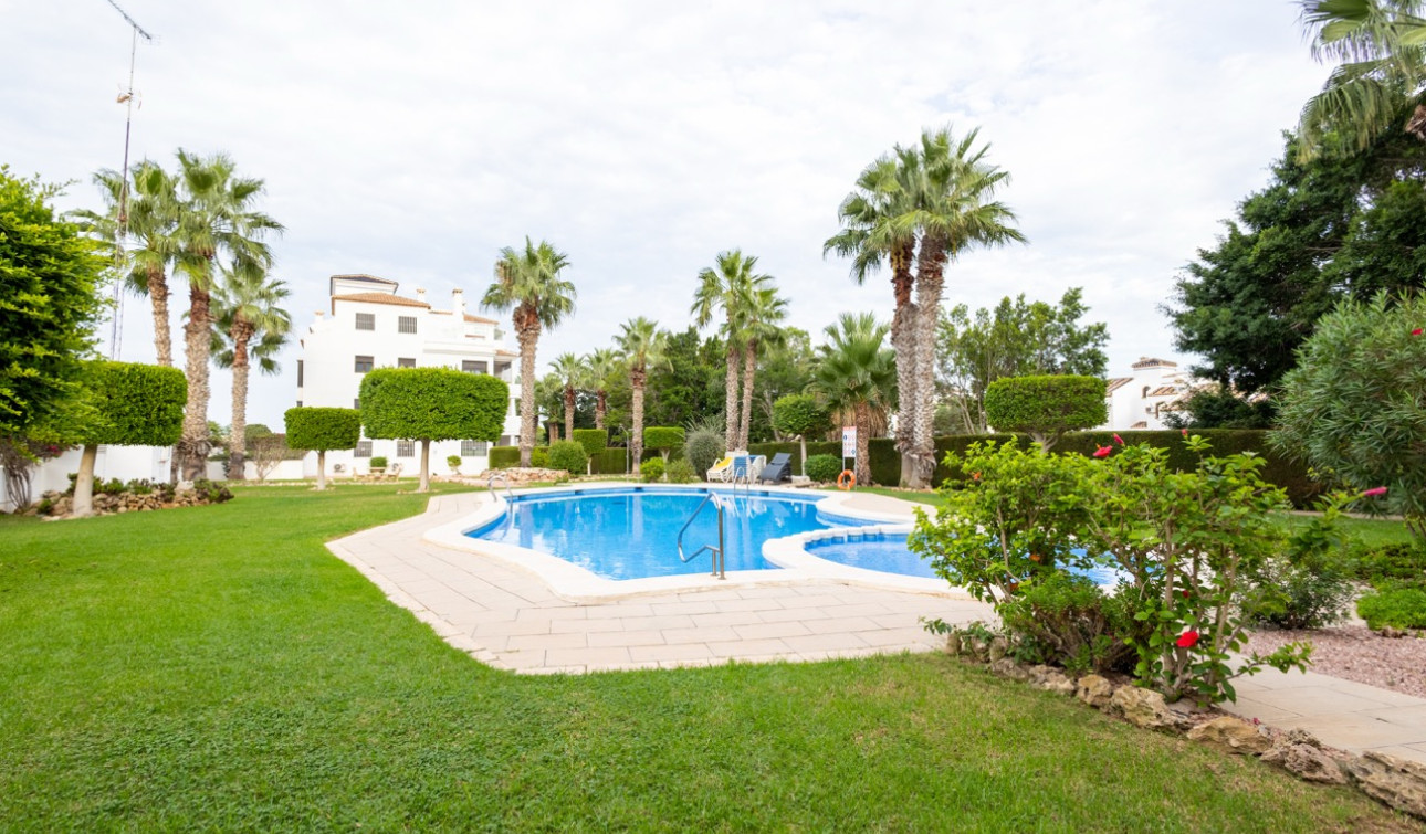 Resale - Apartment / Flat - Orihuela - Orihuela Costa