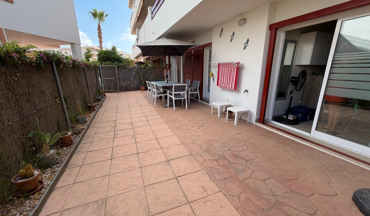 Resale - Apartment / Flat - Orihuela - Playa Flamenca