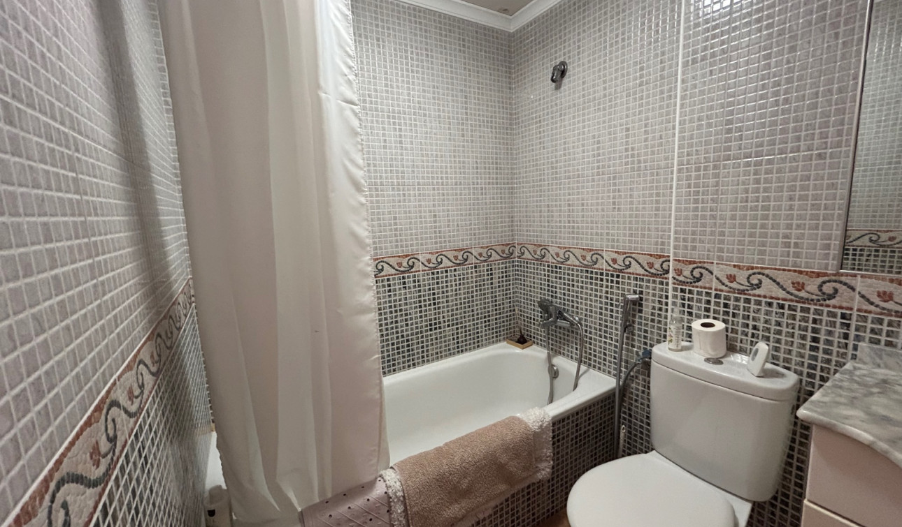 Resale - Apartment / Flat - Orihuela - Torremendo