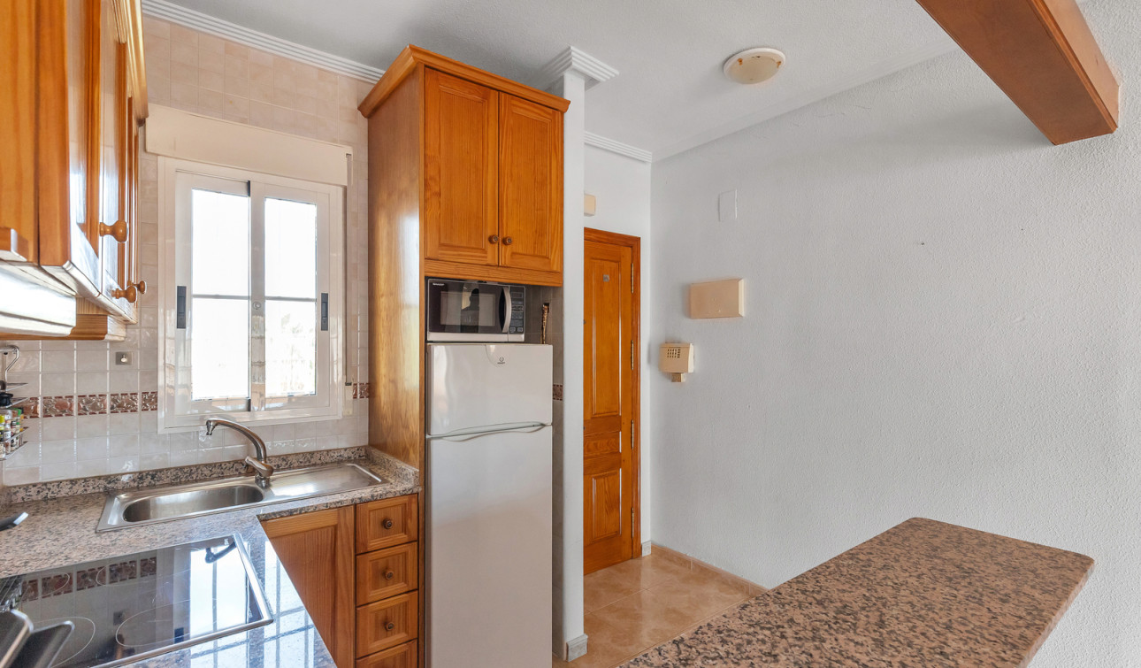 Resale - Apartment / Flat - Orihuela - Villamartin