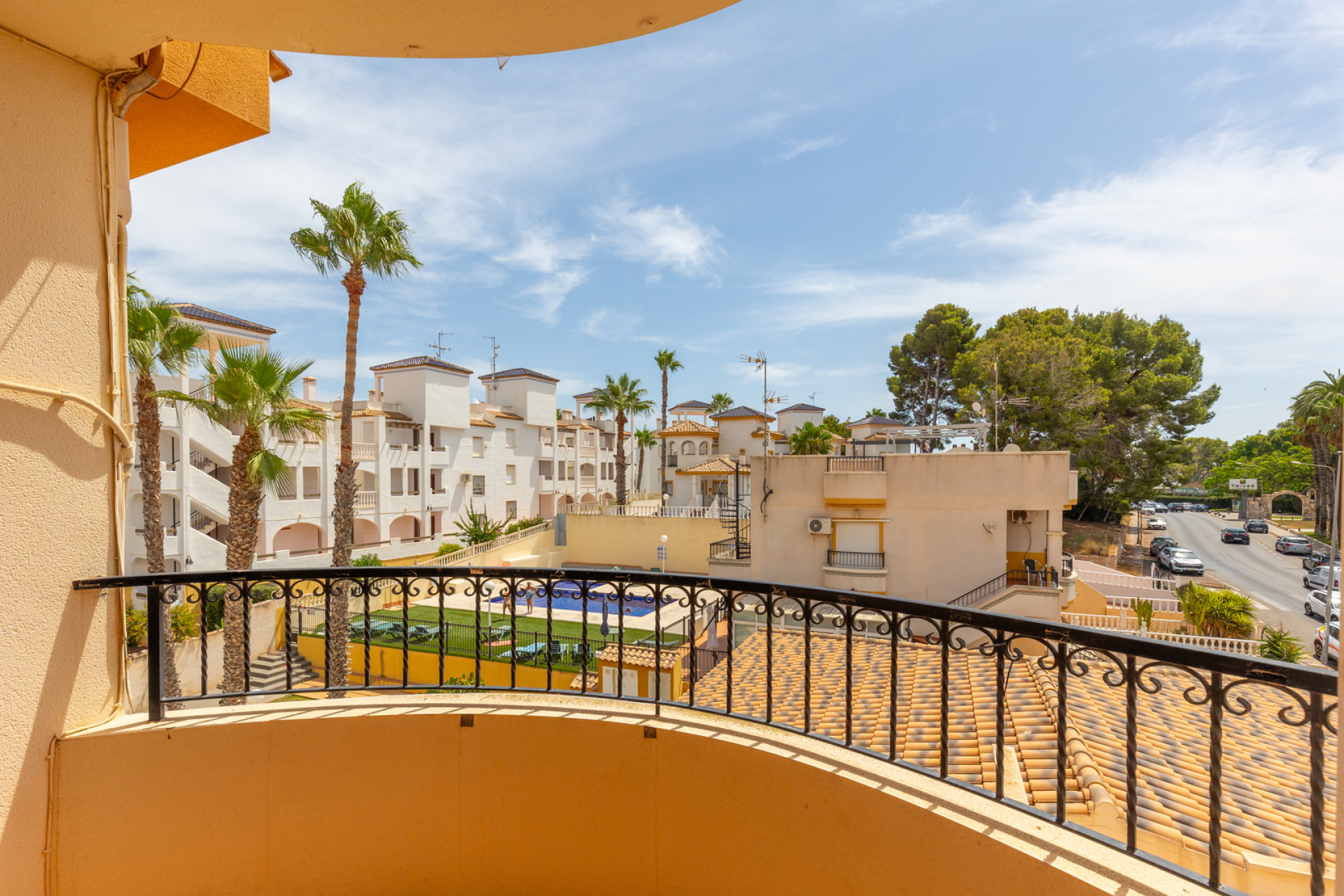 Resale - Apartment / Flat - Orihuela - Villamartin