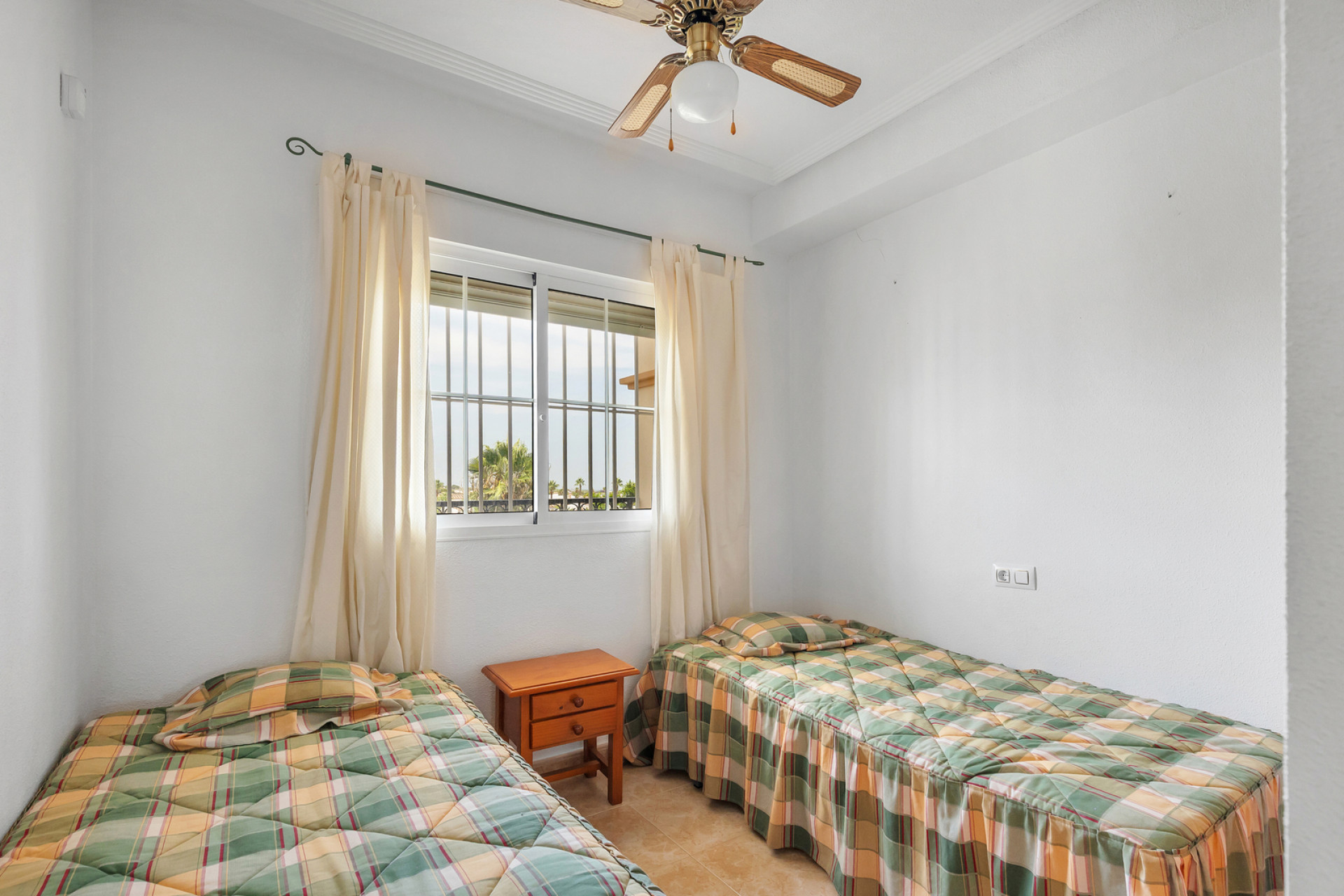 Resale - Apartment / Flat - Orihuela - Villamartin
