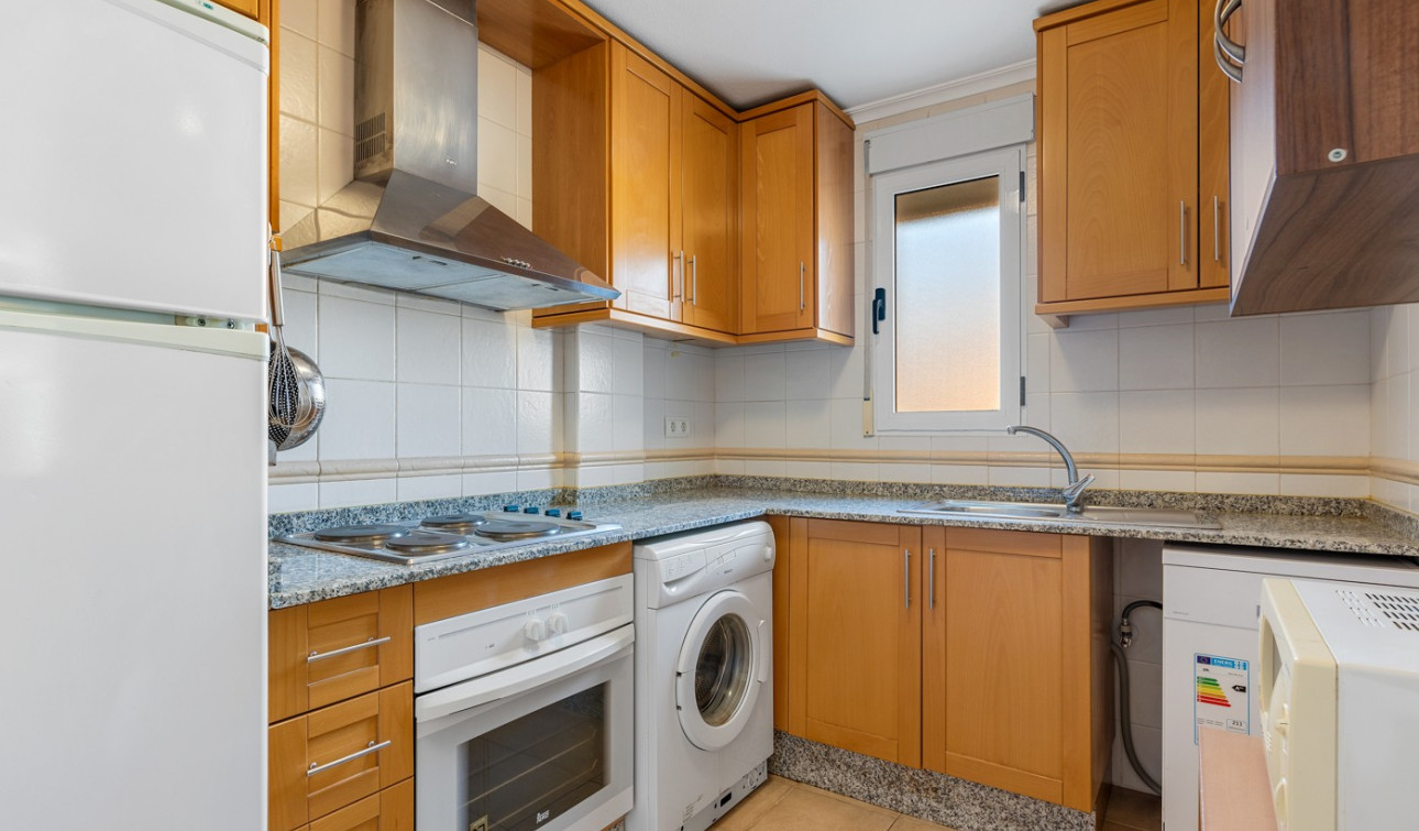 Resale - Apartment / Flat - Orihuela