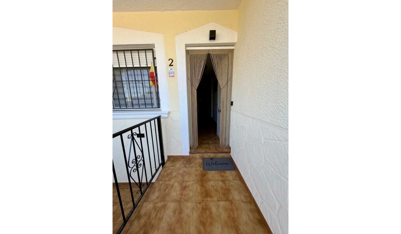 Resale - Apartment / Flat - Orihuela