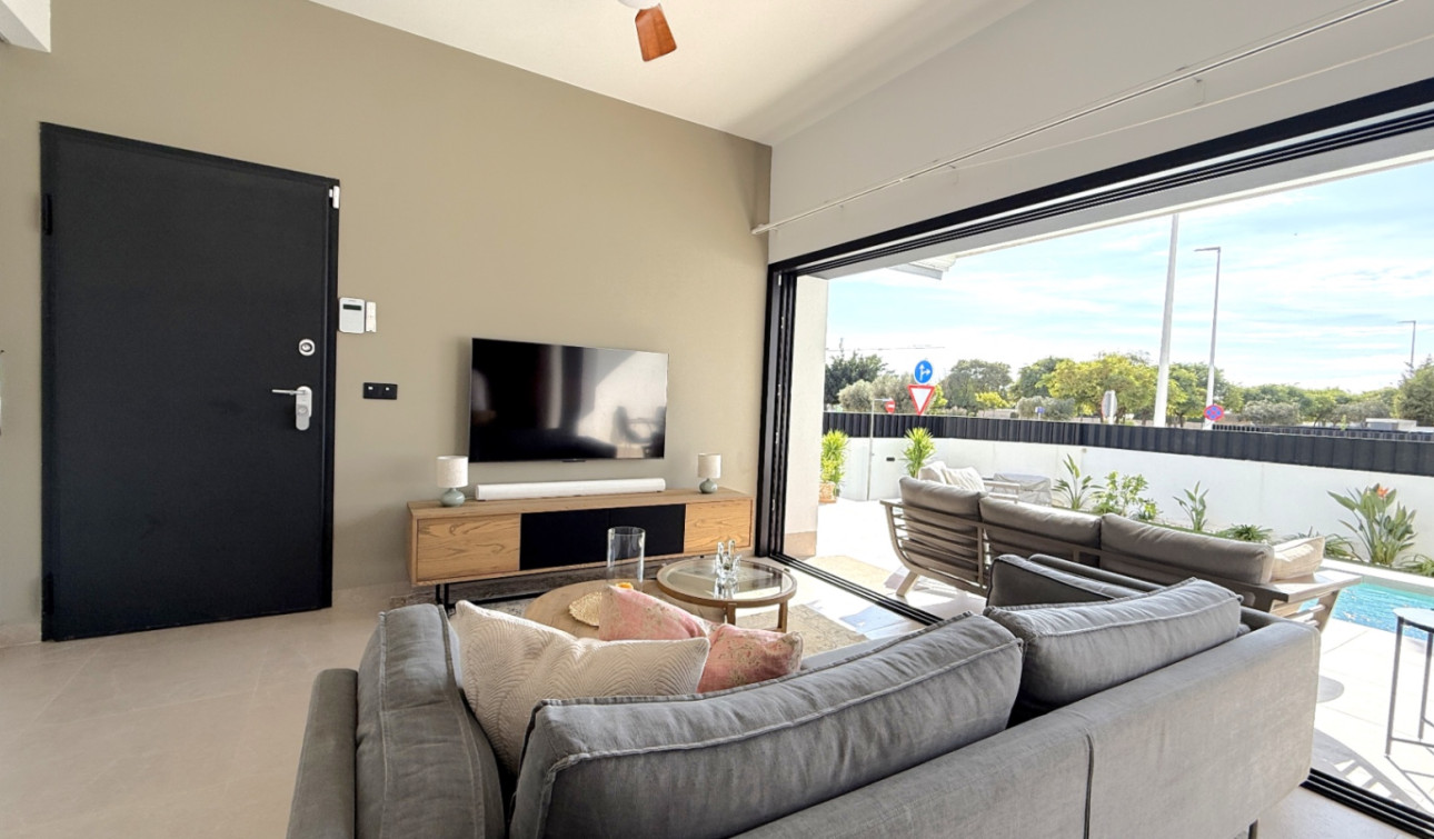 Resale - Apartment / Flat - Pilar de la Horadada - Costa Blanca Sur