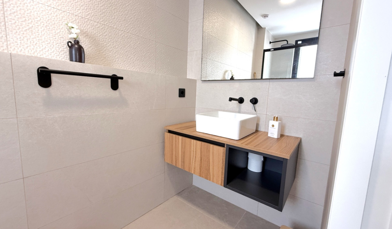 Resale - Apartment / Flat - Pilar de la Horadada - Costa Blanca Sur