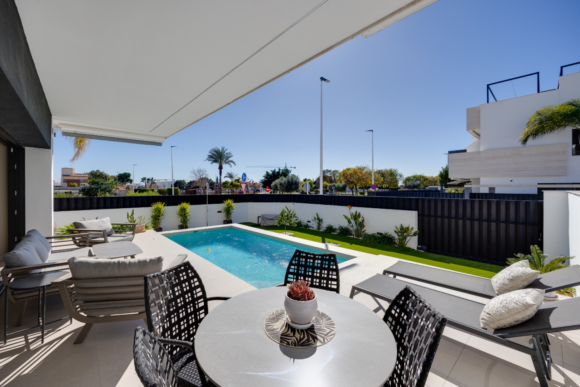 Resale - Apartment / Flat - Pilar de la Horadada - Costa Blanca Sur