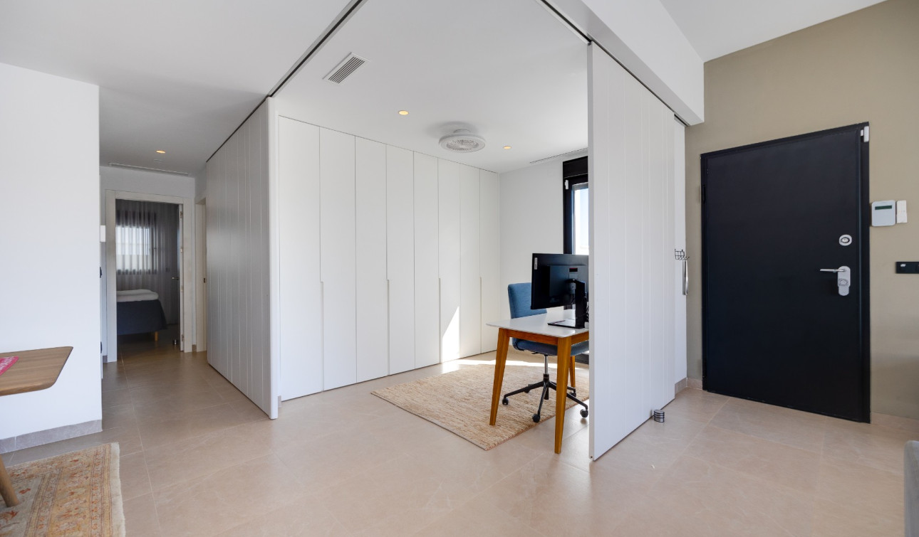 Resale - Apartment / Flat - Pilar de la Horadada - Costa Blanca Sur