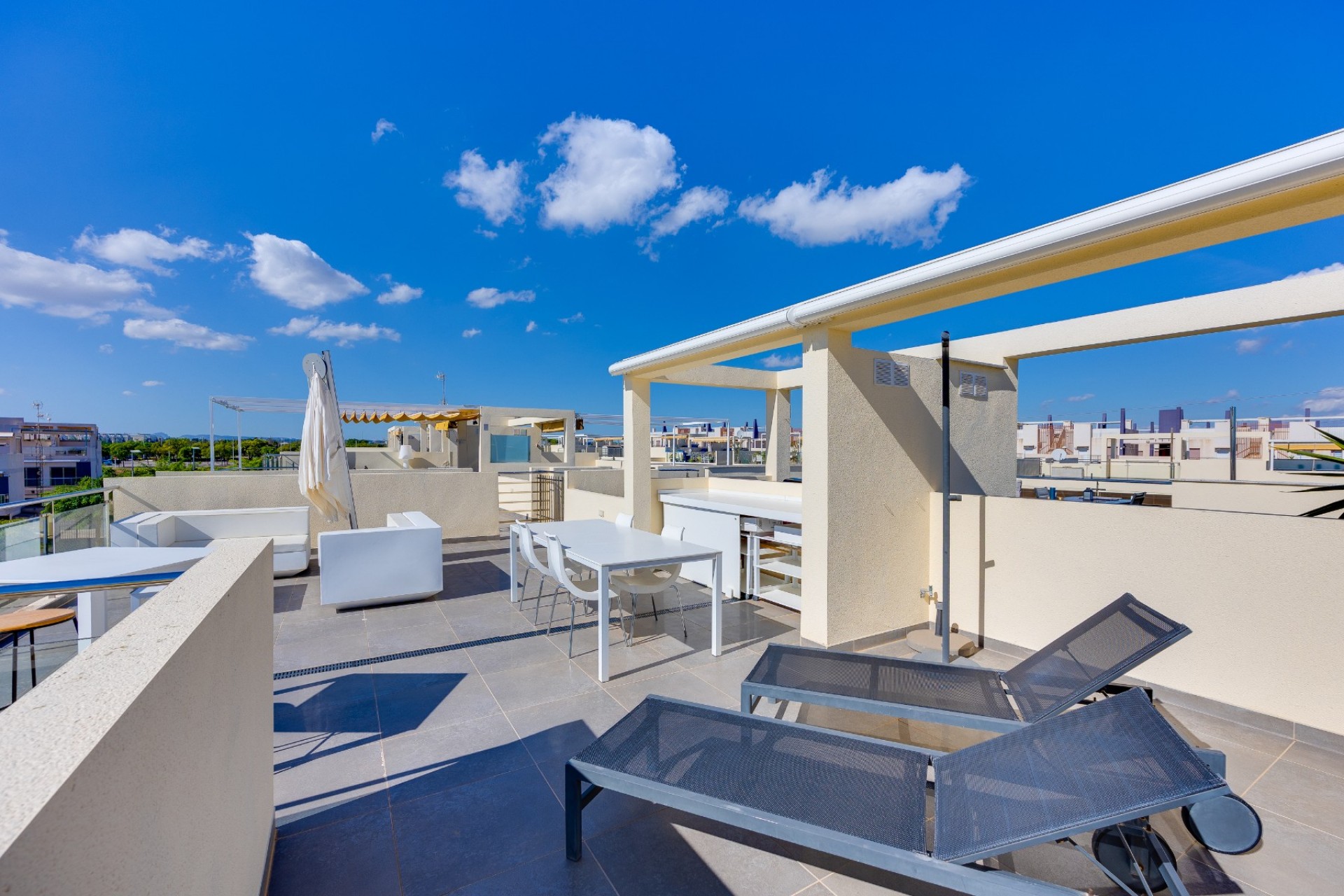 Resale - Apartment / Flat - Pilar de la Horadada - Mil Palmeras
