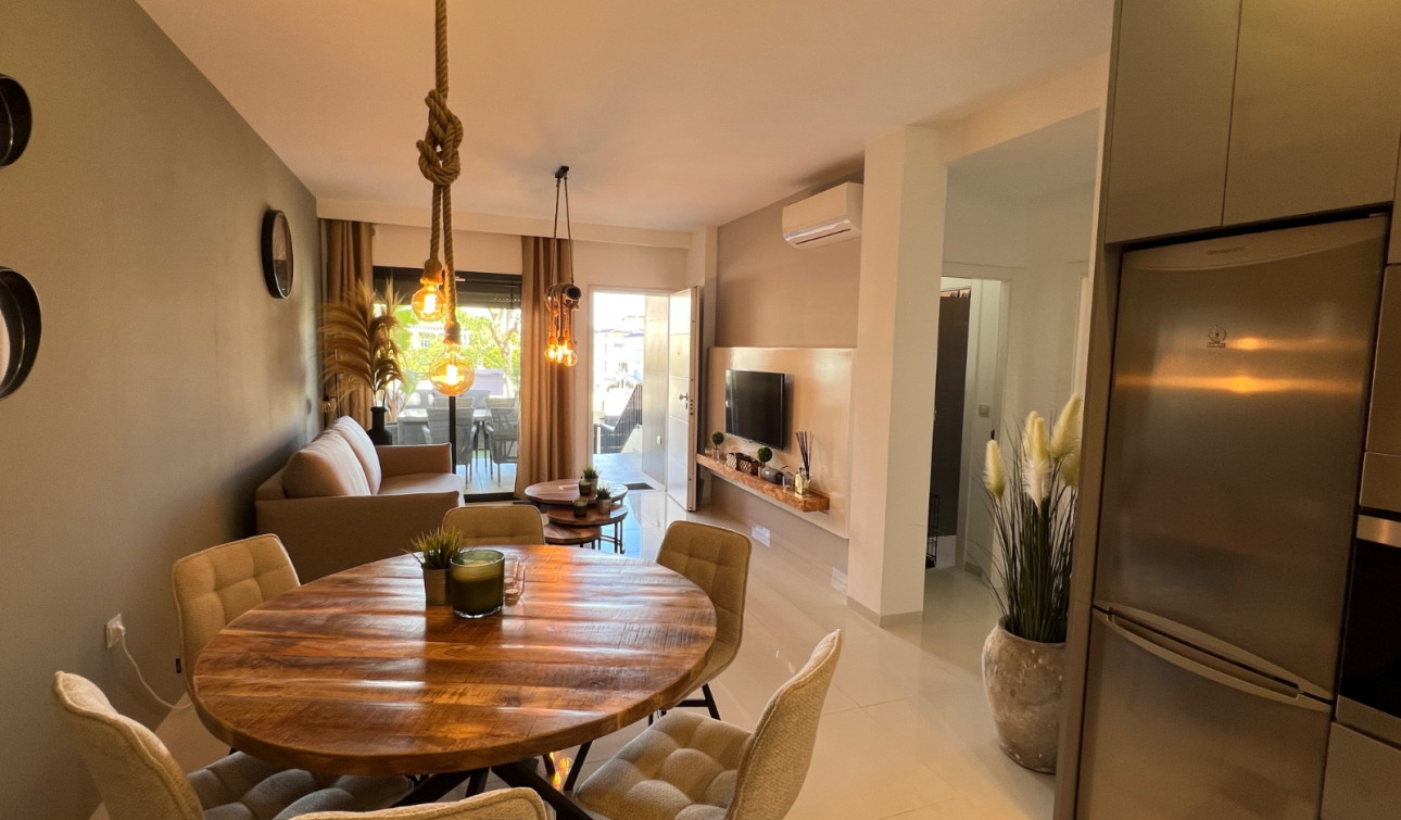 Resale - Apartment / Flat - Pilar de la Horadada - Mil Palmeras