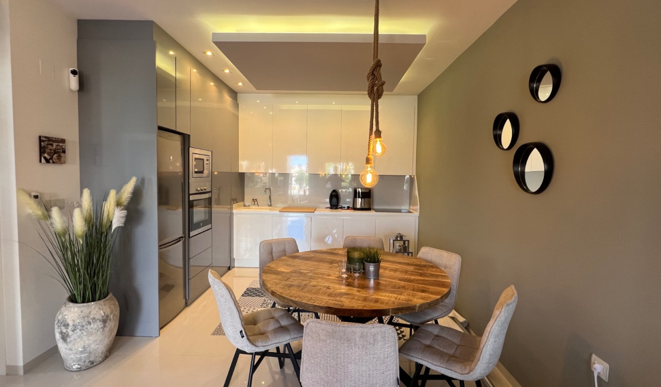 Resale - Apartment / Flat - Pilar de la Horadada - Mil Palmeras