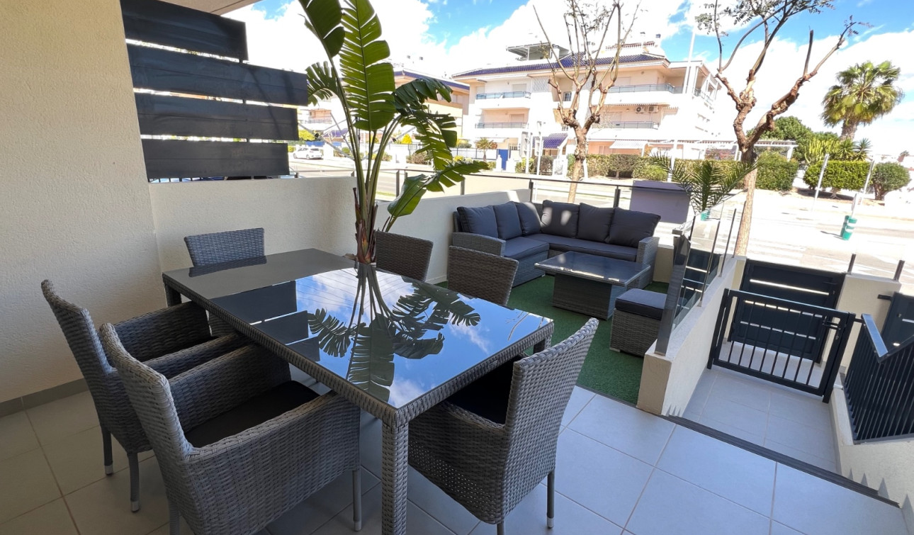 Resale - Apartment / Flat - Pilar de la Horadada - Mil Palmeras