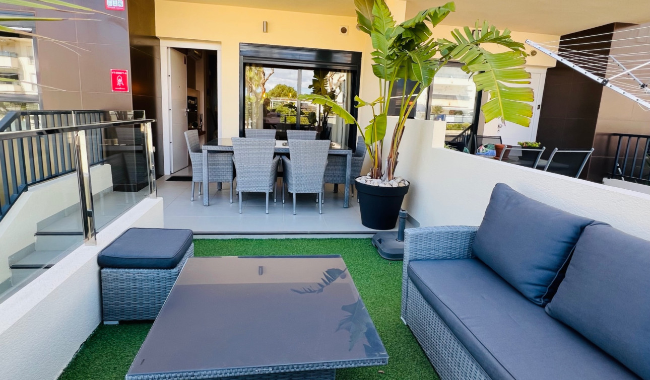 Resale - Apartment / Flat - Pilar de la Horadada - Mil Palmeras
