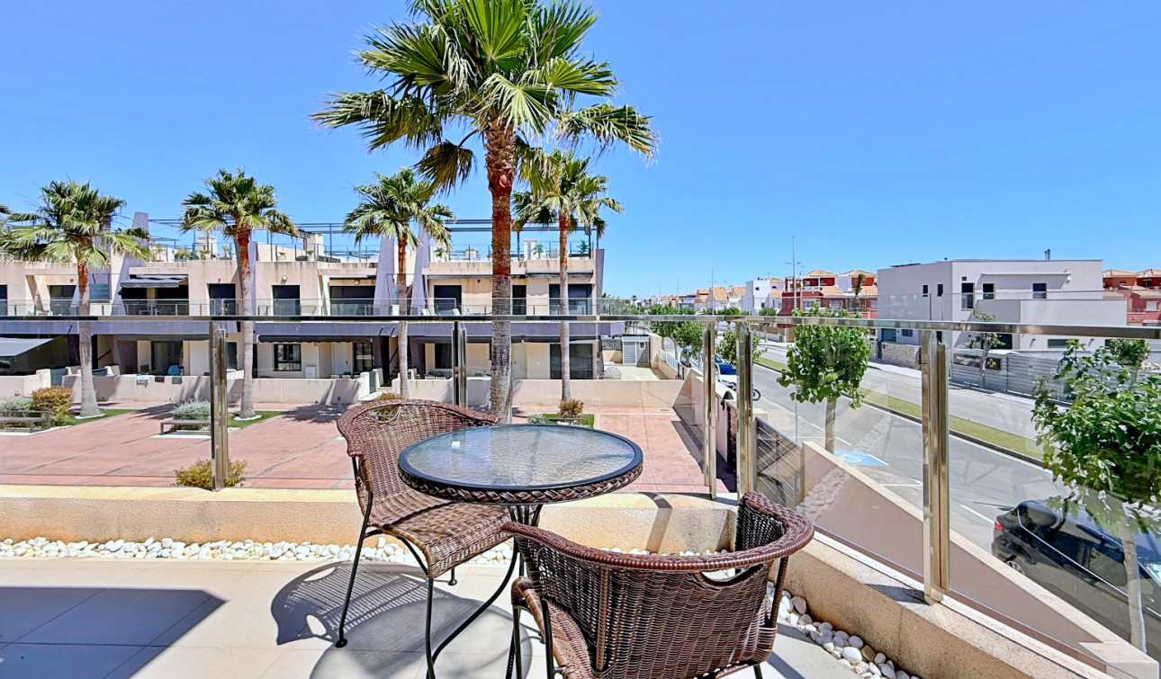 Resale - Apartment / Flat - Pilar de la Horadada - Torre De La Horadada