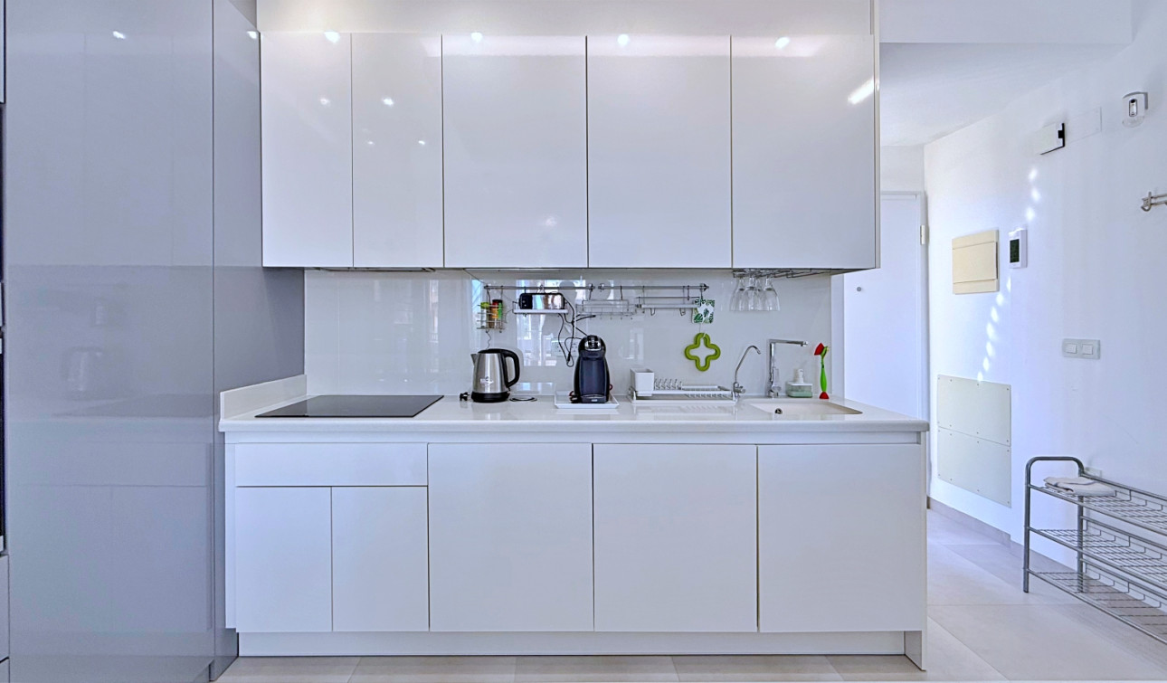 Resale - Apartment / Flat - Pilar de la Horadada - Torre De La Horadada