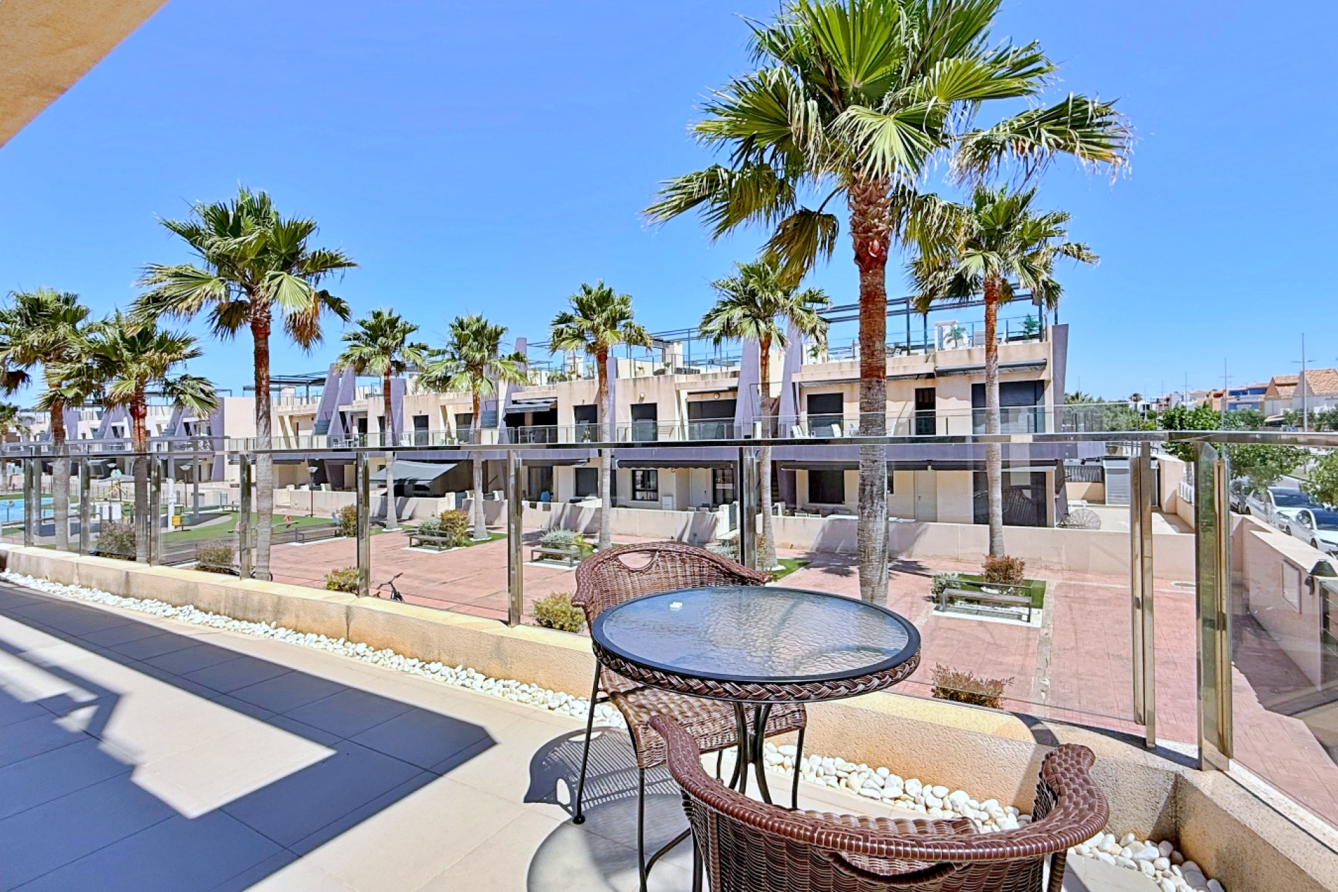 Resale - Apartment / Flat - Pilar de la Horadada - Torre De La Horadada