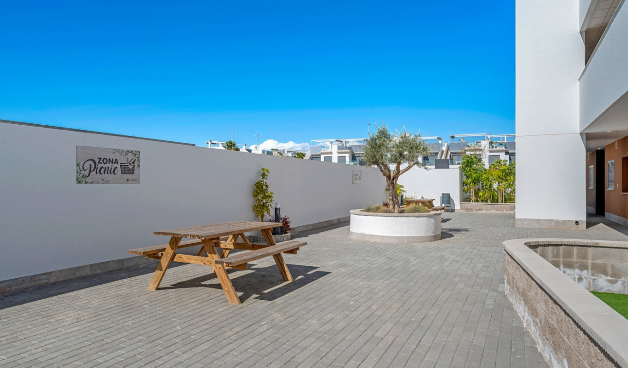 Resale - Apartment / Flat - Pilar de la Horadada - Torre De La Horadada