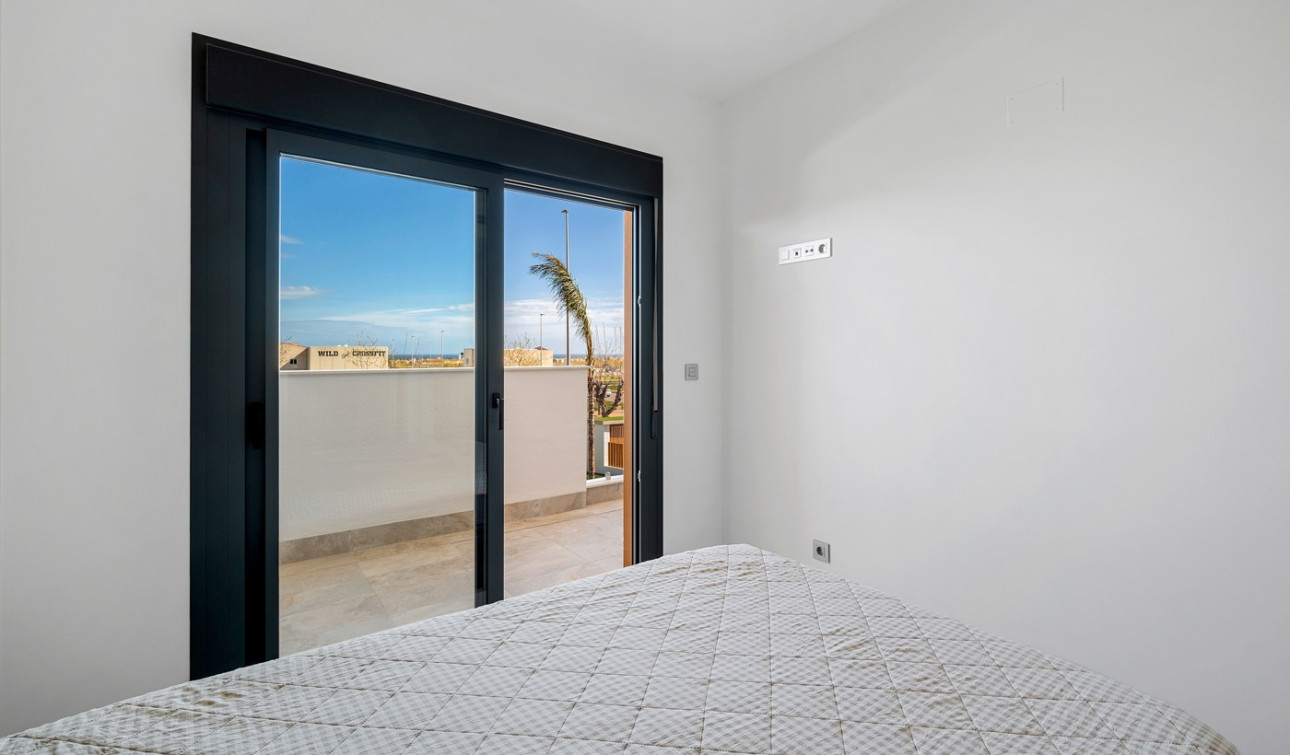 Resale - Apartment / Flat - Pilar de la Horadada - Torre De La Horadada