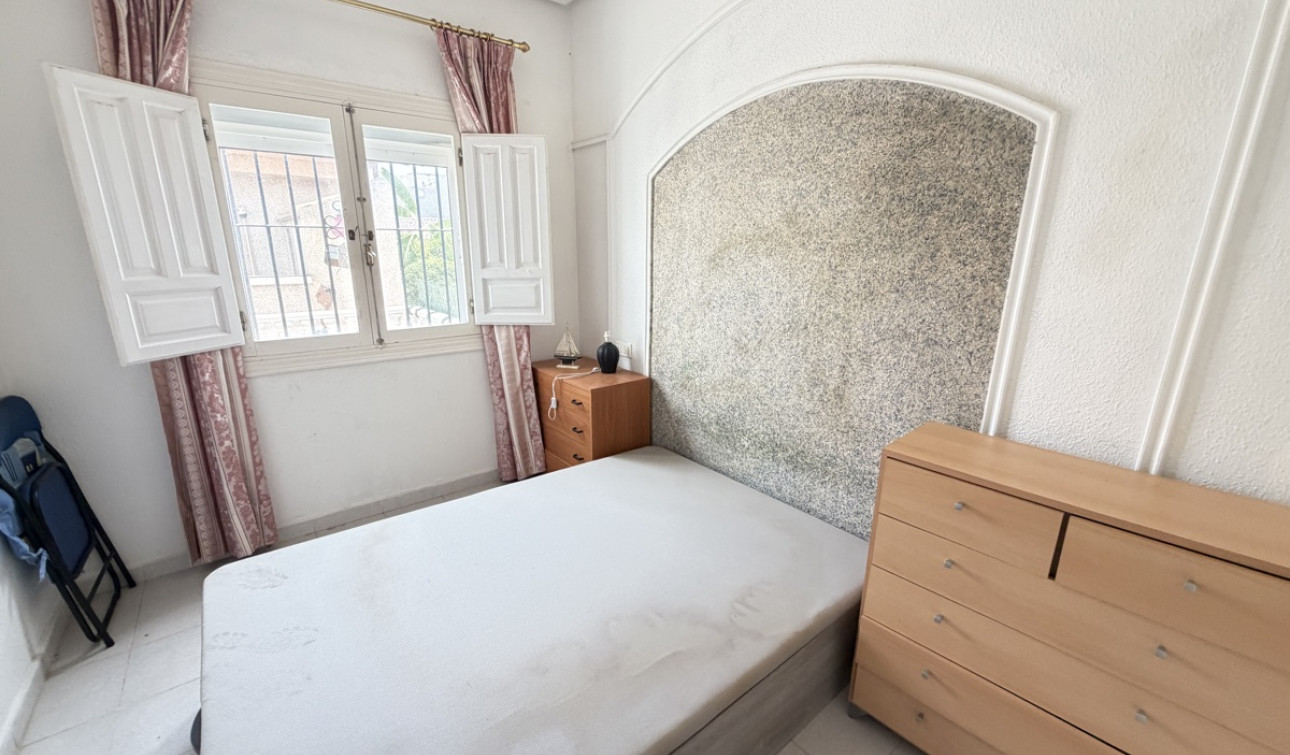 Resale - Apartment / Flat - Playa Flamenca - La Florida