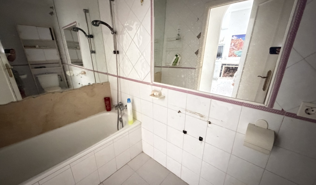 Resale - Apartment / Flat - Playa Flamenca - La Florida