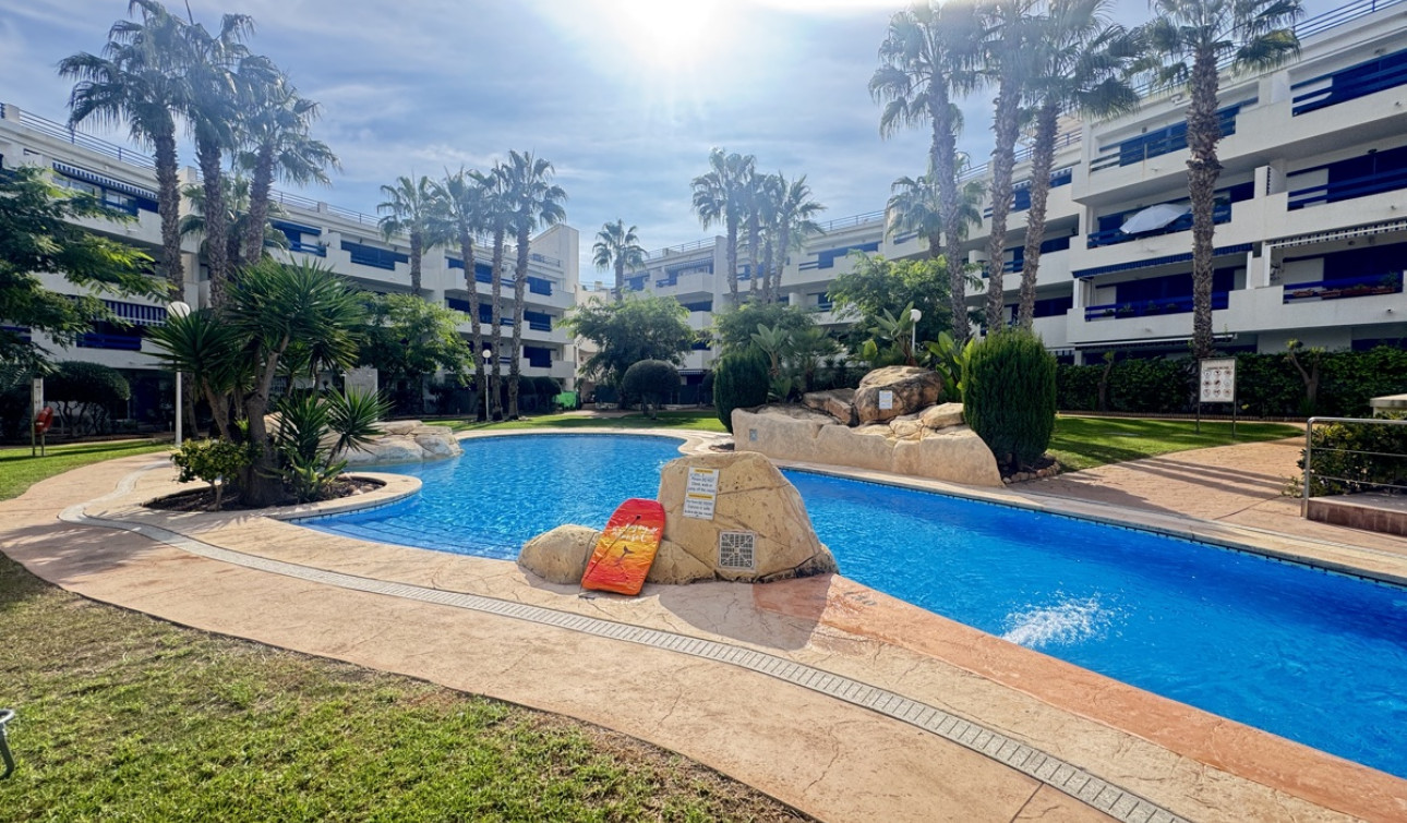 Resale - Apartment / Flat - Playa Flamenca