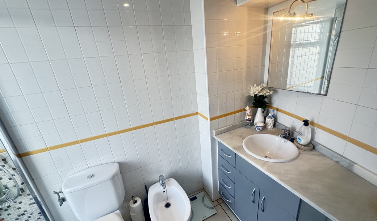 Resale - Apartment / Flat - Playa Flamenca