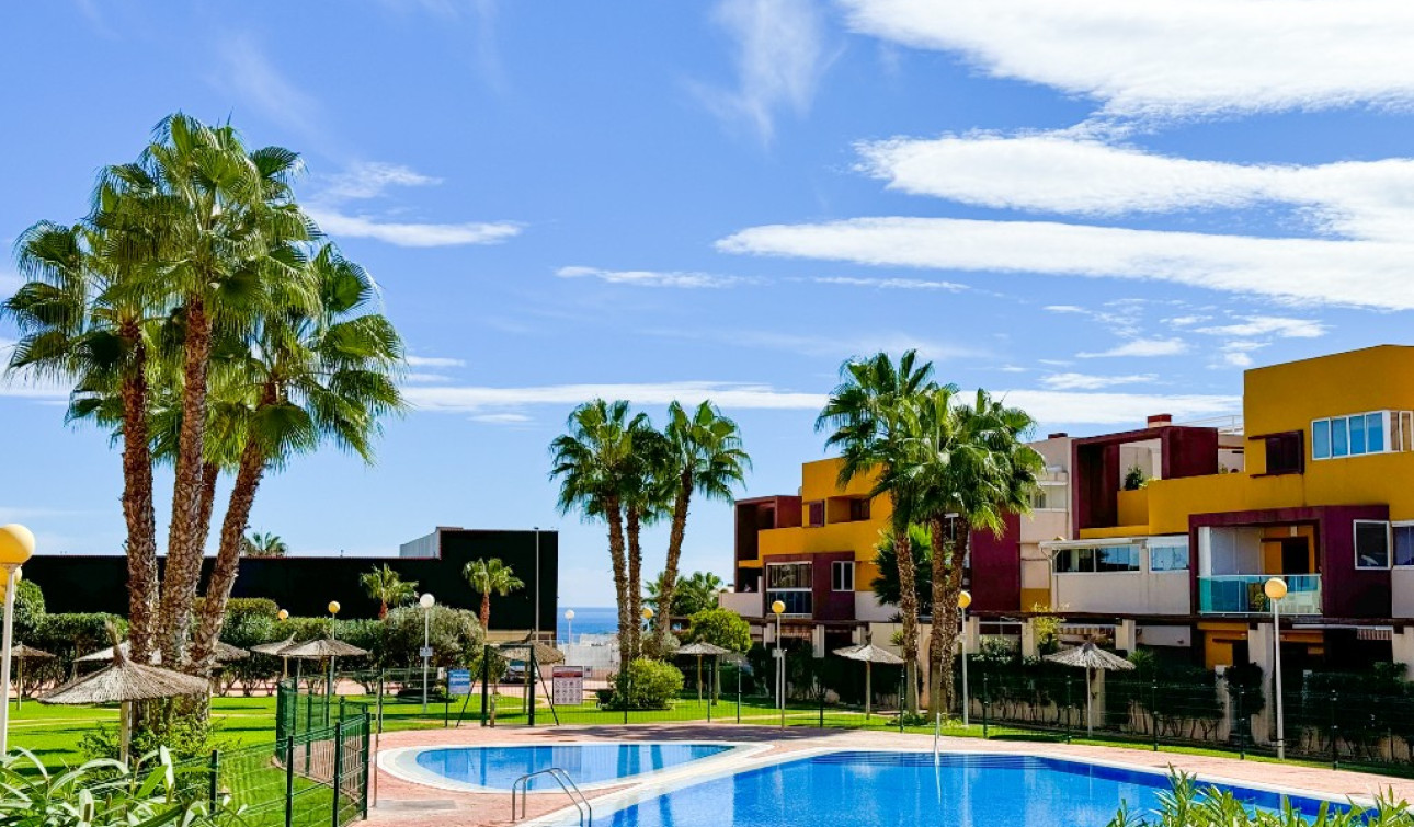 Resale - Apartment / Flat - Playa Flamenca