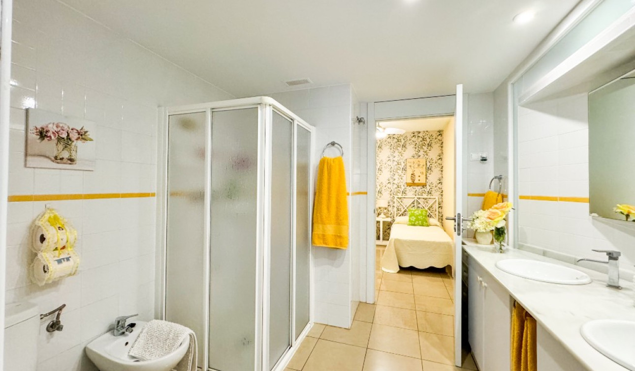 Resale - Apartment / Flat - Playa Flamenca