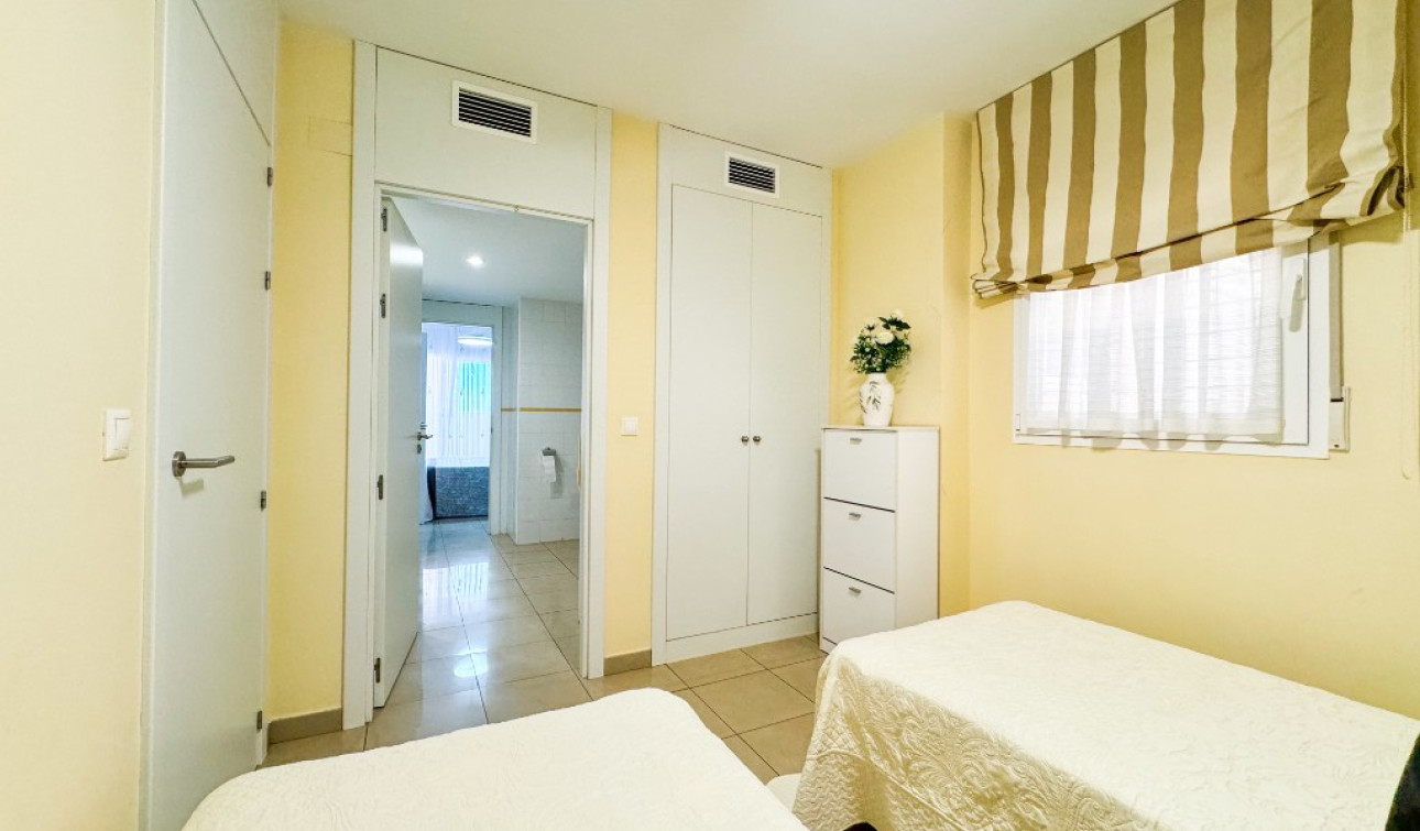 Resale - Apartment / Flat - Playa Flamenca