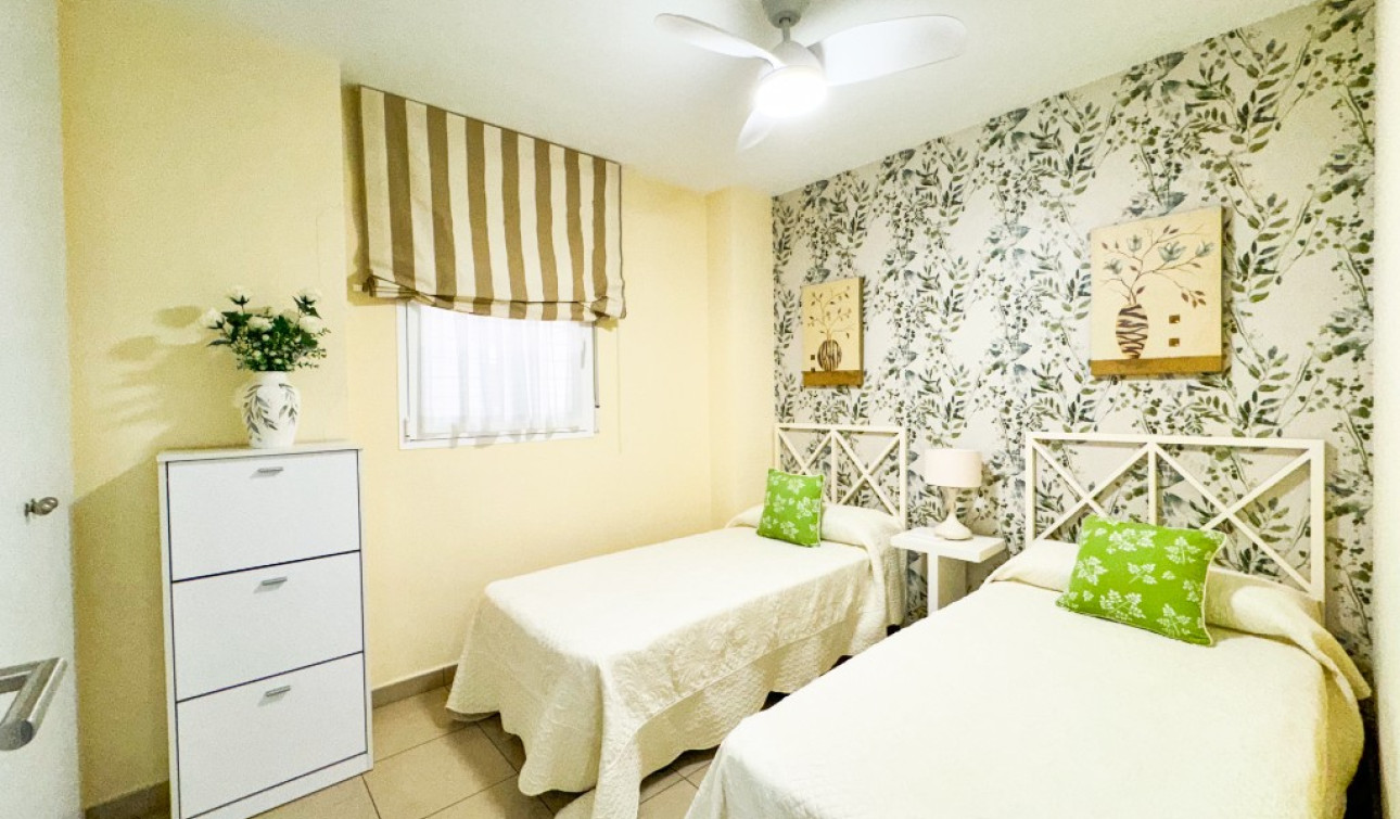 Resale - Apartment / Flat - Playa Flamenca